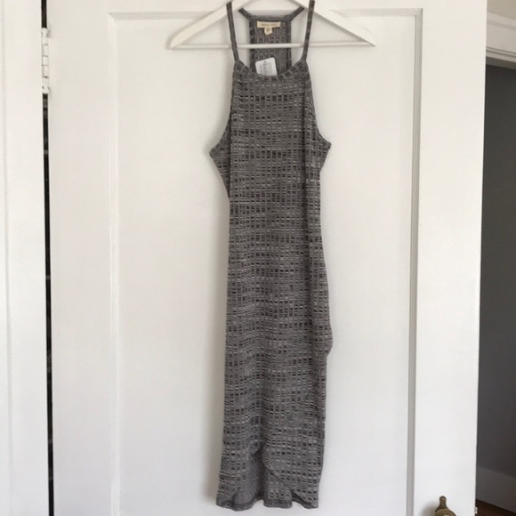 Modern grey dress - Picture 6 of 10